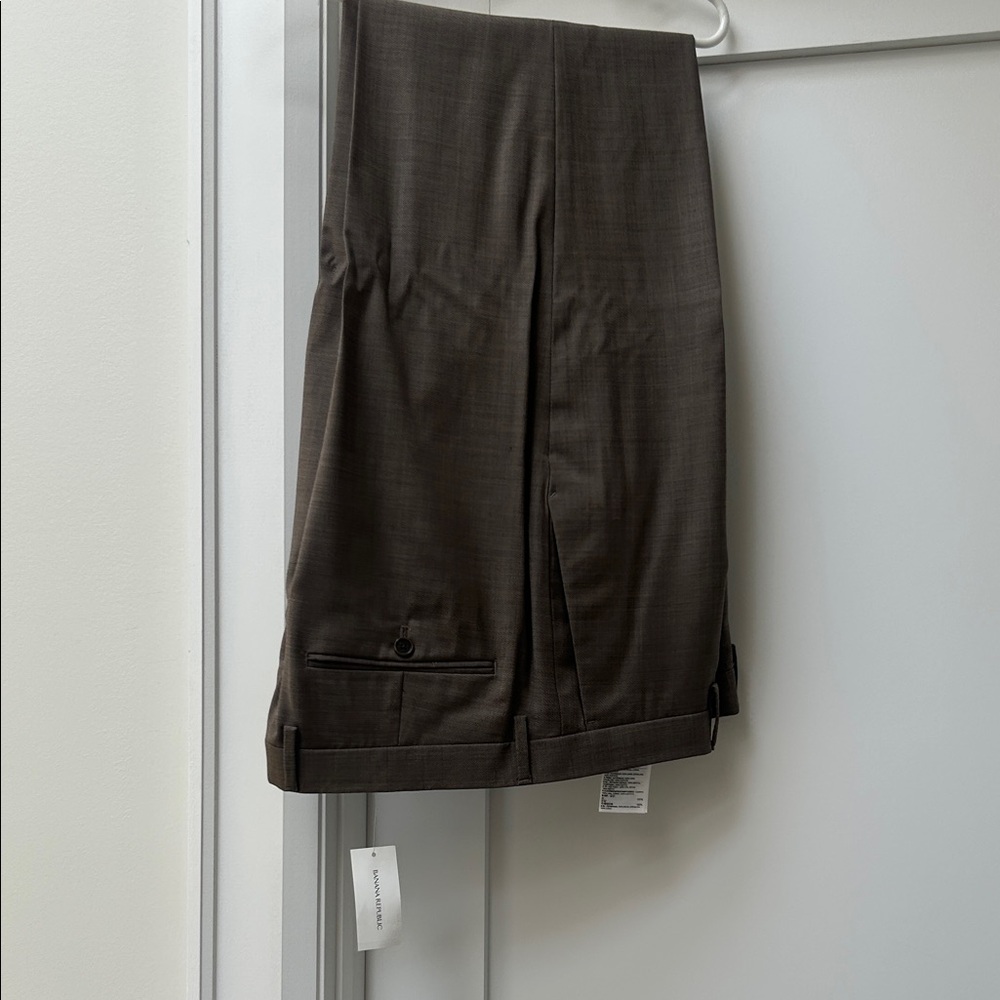 Banana Republic Men's Dark Brown Dress Shorts